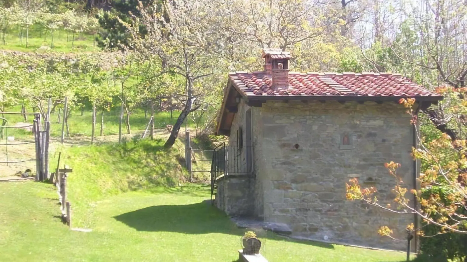 Appartement Mit Grill, Gemeinsamem Pool Und Garten - B56993 Bibbiena Italy