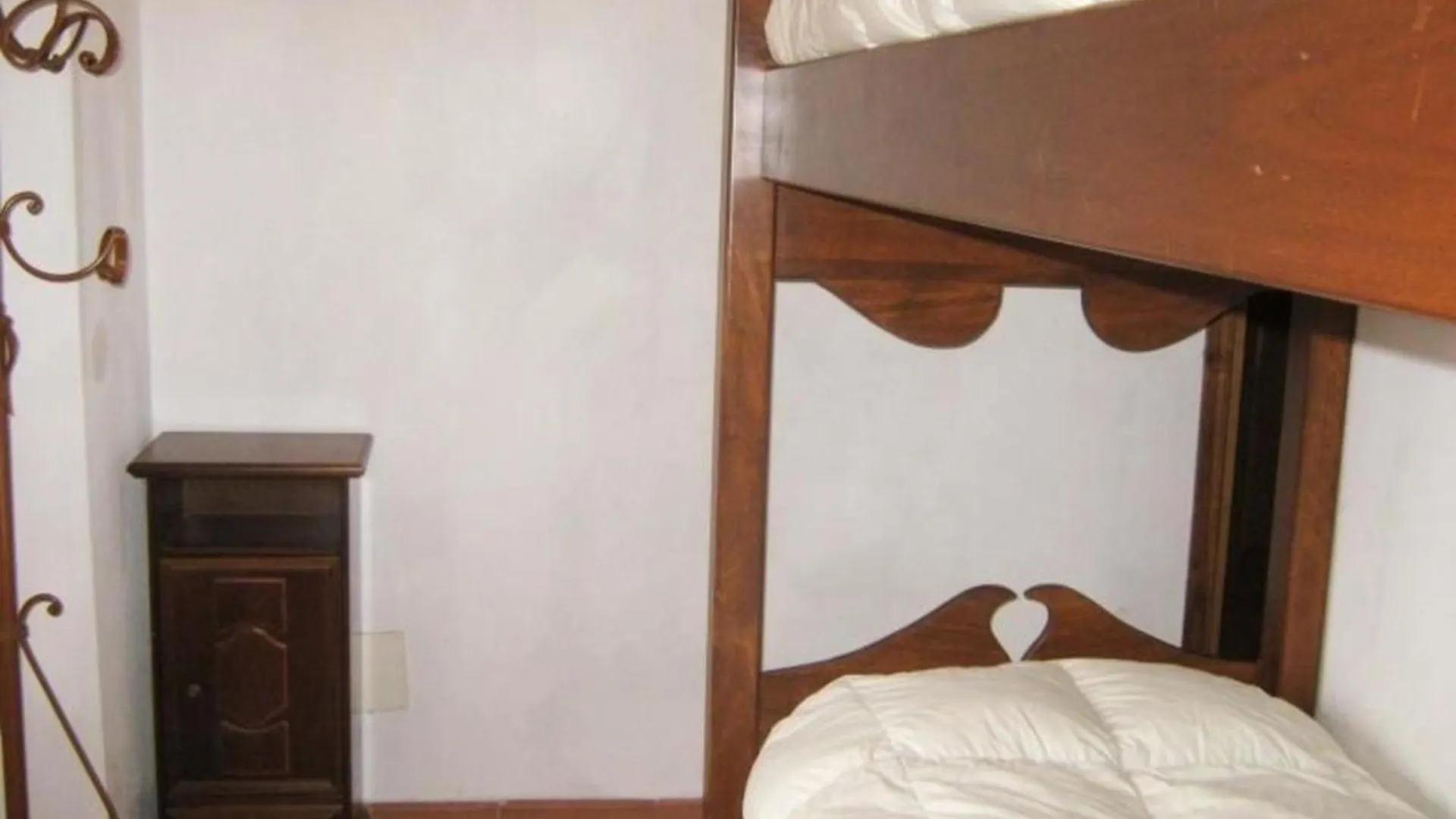 Appartement Mit Grill, Gemeinsamem Pool Und Garten - B56993 Bibbiena 0*,  Italy