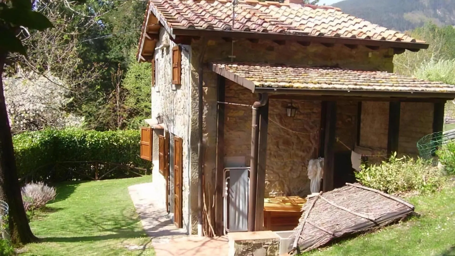 Appartement Mit Grill, Gemeinsamem Pool Und Garten - B56993 Bibbiena Italy